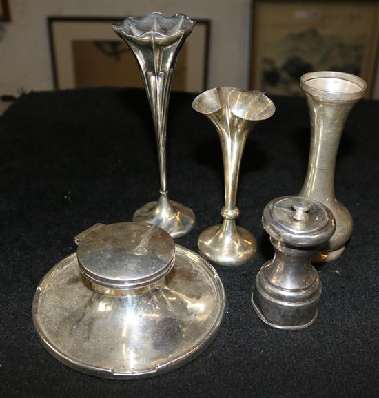 Pepper mill, inkwell, and 5 x silver vases